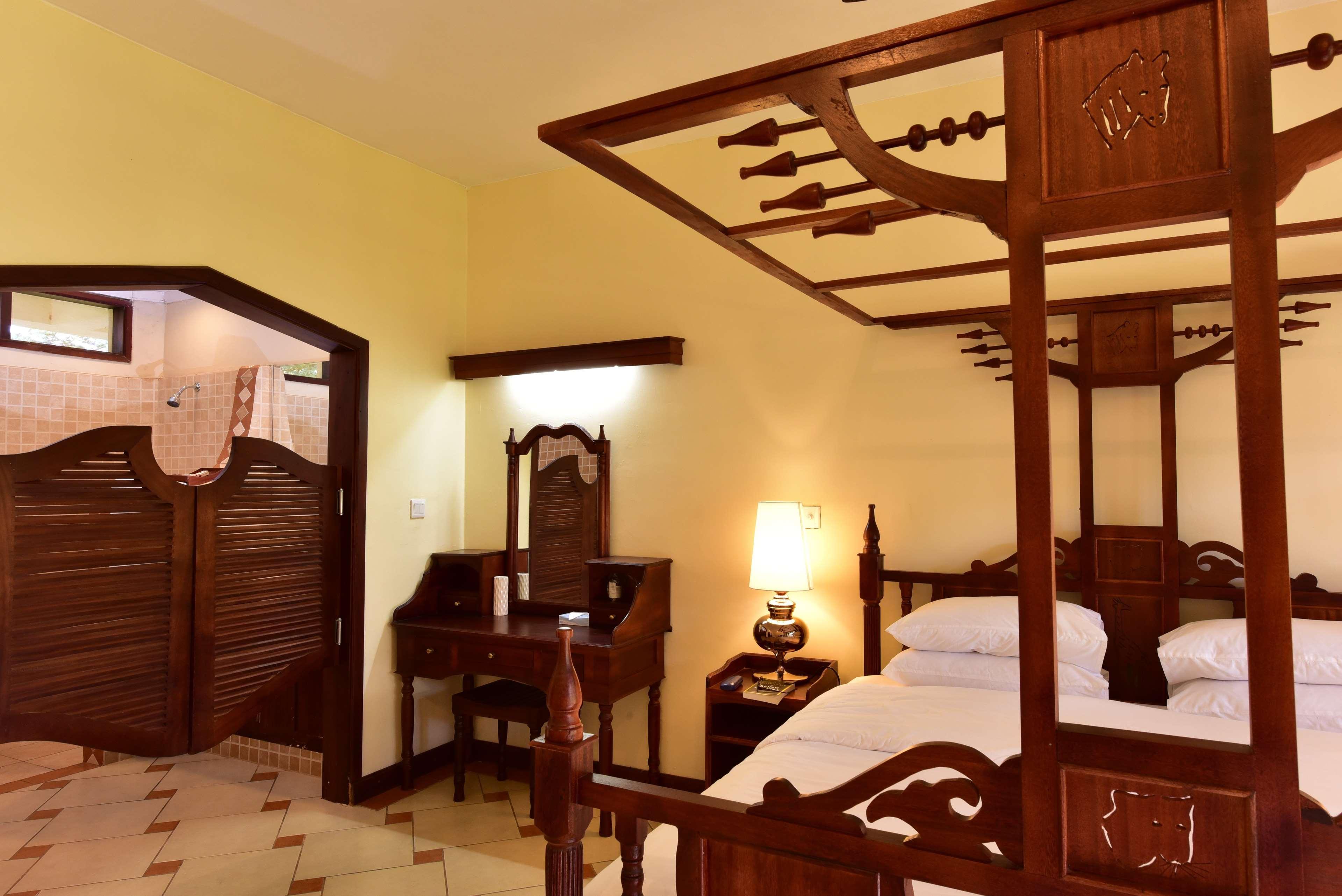 ฮันเตอร์ส ลอดจ์ Bed & Breakfast Twaandu ภายนอก รูปภาพ