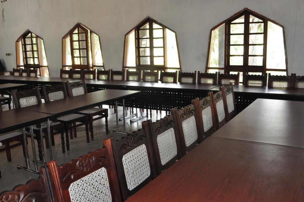 ฮันเตอร์ส ลอดจ์ Bed & Breakfast Twaandu ภายนอก รูปภาพ