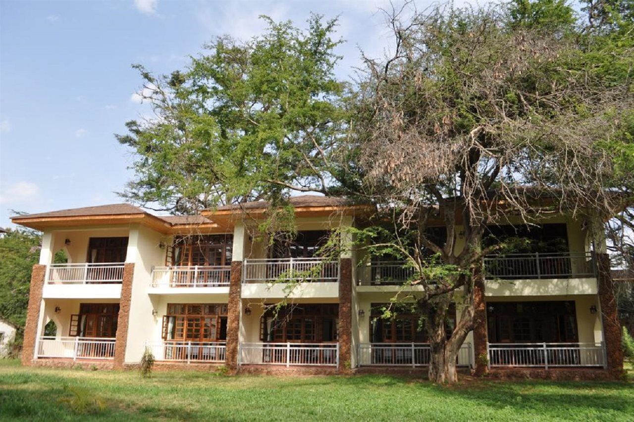 ฮันเตอร์ส ลอดจ์ Bed & Breakfast Twaandu ภายนอก รูปภาพ